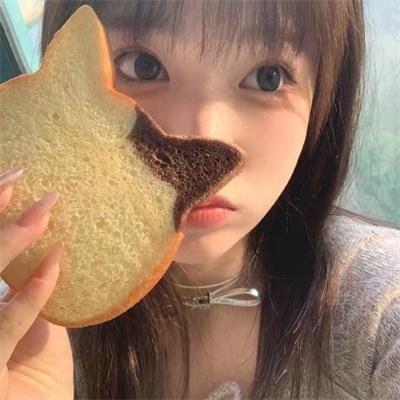 不再托腮遐思